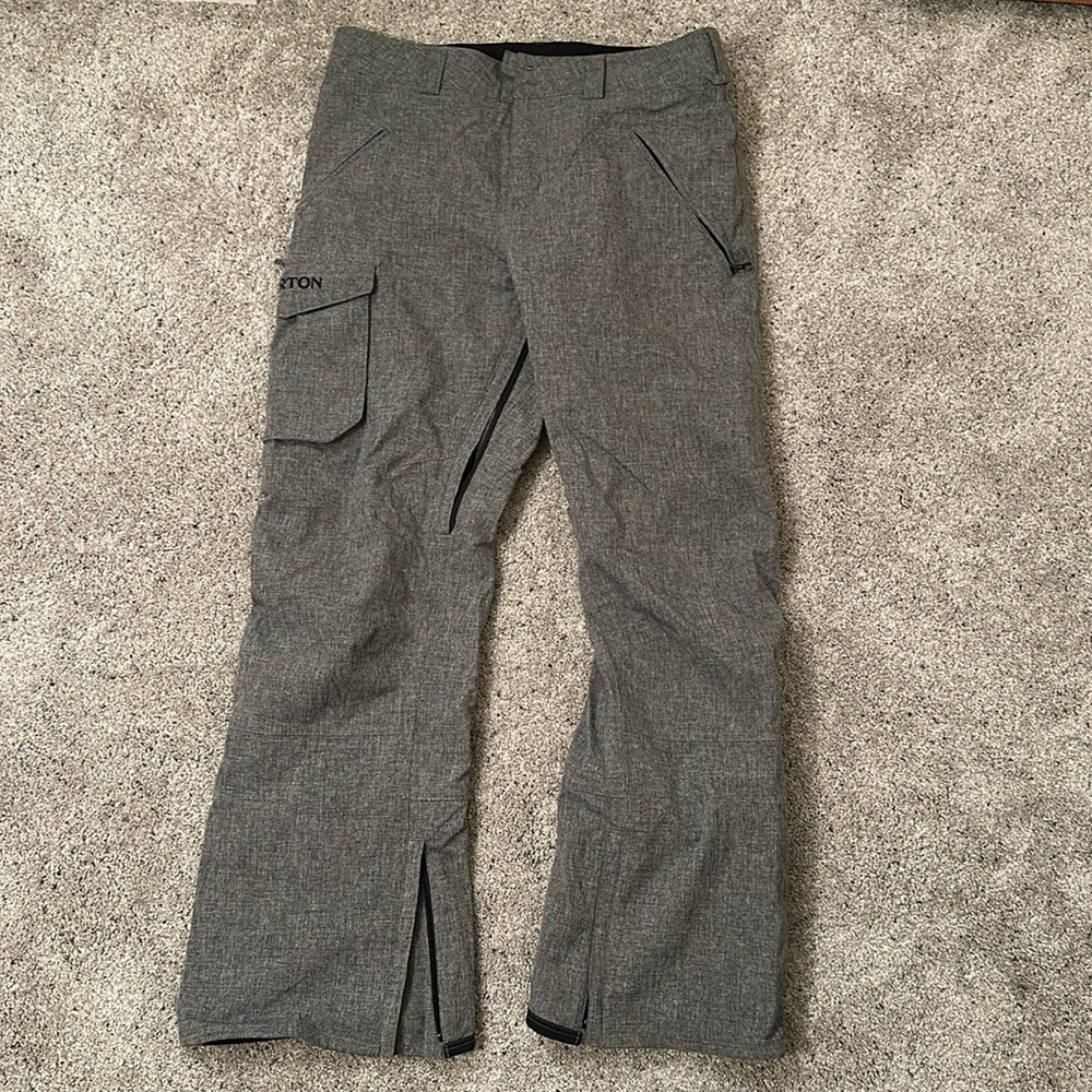 Men’s Burton snowboard pants